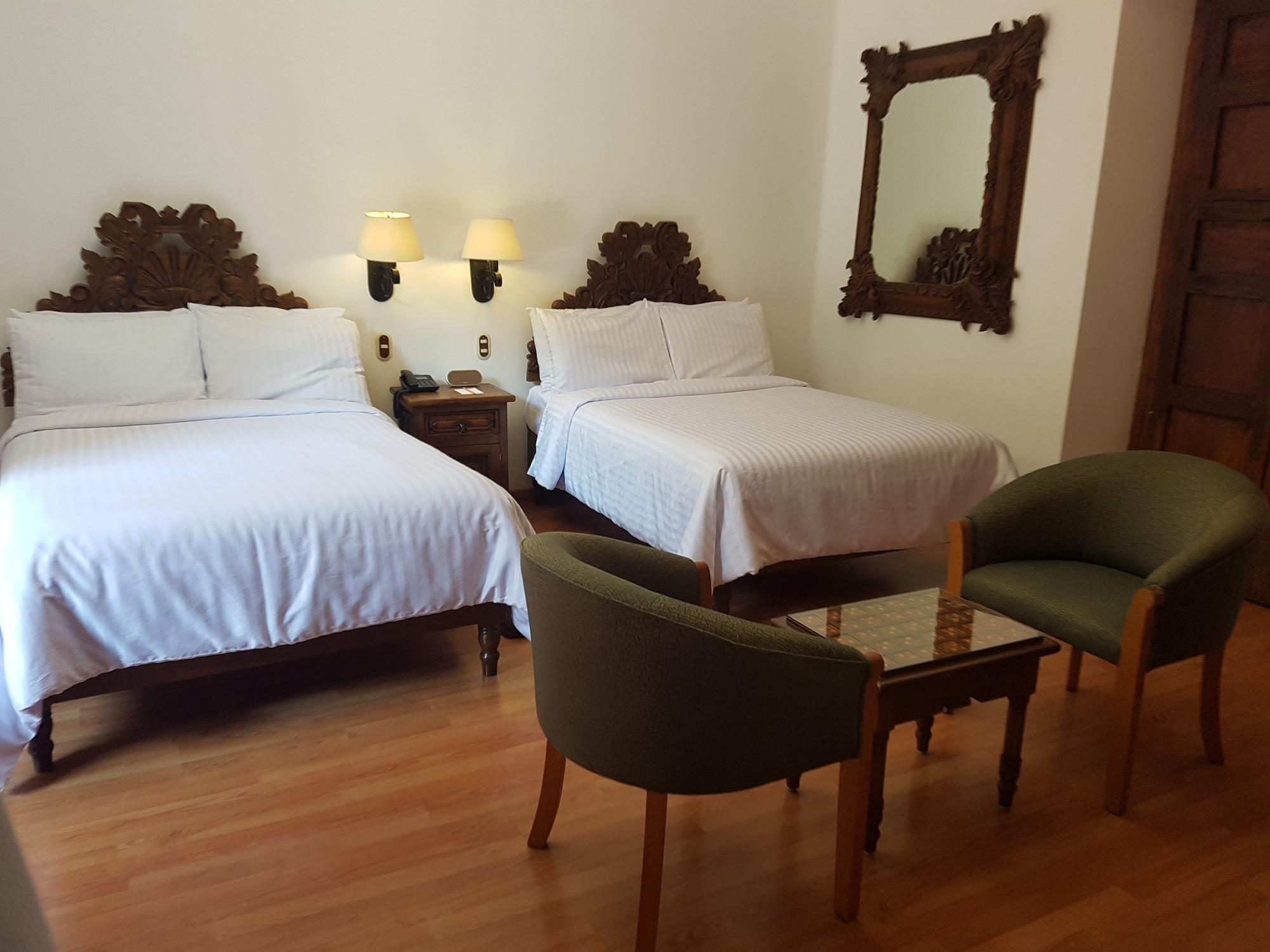 Hotel Mi Solar Centro Uruapan  Екстериор снимка