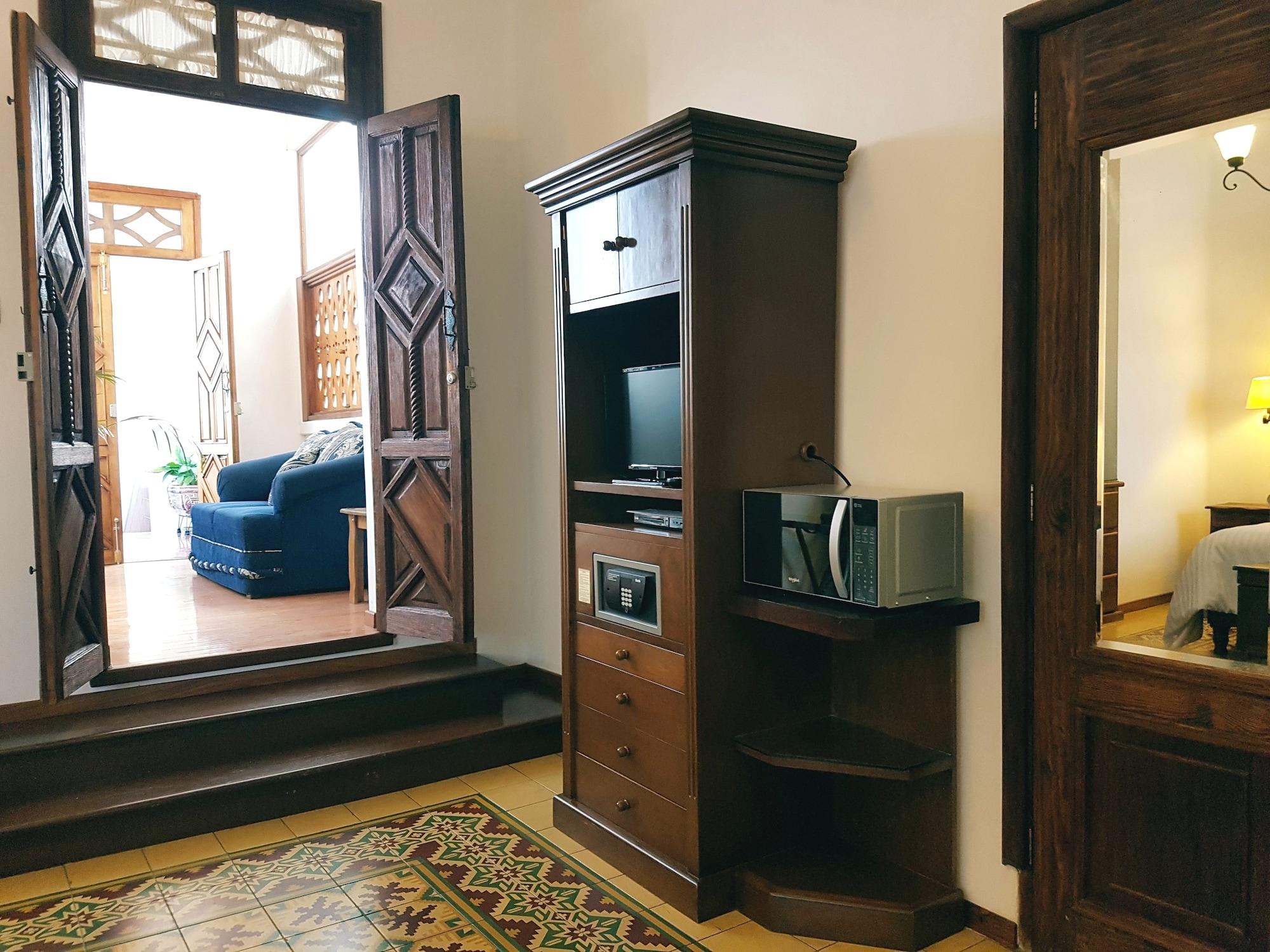 Hotel Mi Solar Centro Uruapan  Екстериор снимка