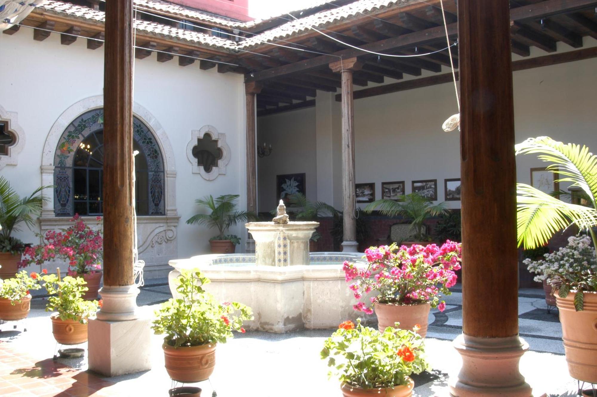 Hotel Mi Solar Centro Uruapan  Екстериор снимка